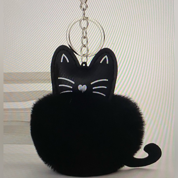 Kitty Faux Leather Pompom Key Ring Purse Charm Kitty Cat - Picture 1 of 4